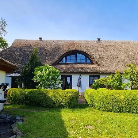 Appartamento Alte Und Neue Buednerei Groß Zicker Esterno foto